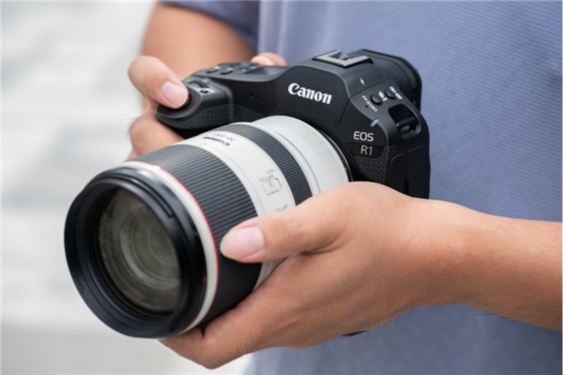 佳能EOS R1