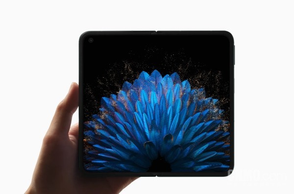 華為、OPPO并列第一！全球折疊機一季度銷(xiāo)量暴增64% 