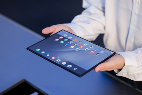 三星Galaxy Z TriFold榮獲CNET評選CES 2026最佳產(chǎn)品大獎