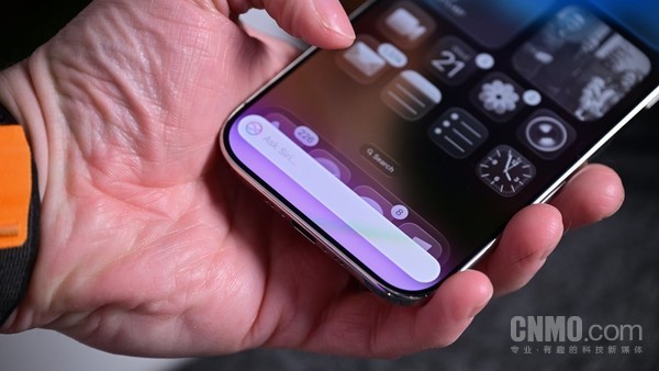 重大延期！Siri訪(fǎng)問(wèn)個(gè)人數據功能或推遲至iOS 27版本