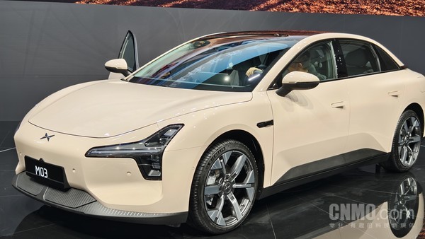 小鵬MONA M03