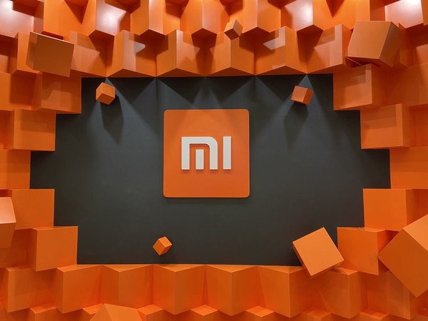 無(wú)孔全面屏回歸! 曝小米MIX Fold 3或將在暑期發(fā)布