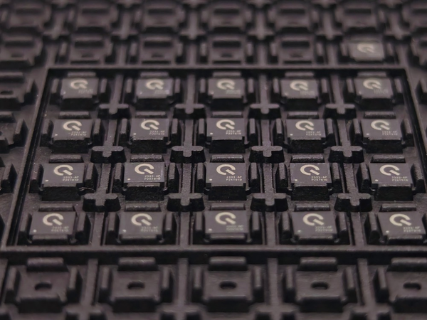 iQOO 12系列11月亮相 首發(fā)搭載iQOO首款自研獨立芯片