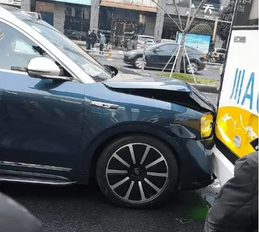 事故現場(chǎng)圖片