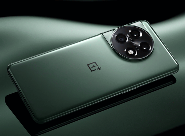 四邊等窄！OPPO 一加迭代新機遭曝光 直屏曲屏都有！