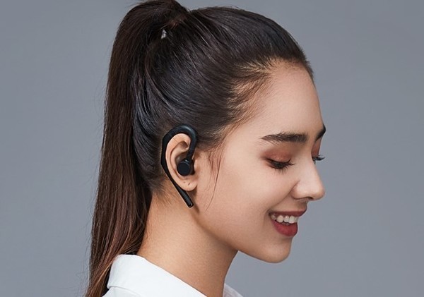 三季度中國耳機市場(chǎng)廠(chǎng)商銷(xiāo)額排名:蘋(píng)果第一 華為第二