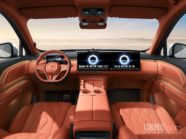 嵐圖盧放：嵐圖泰山X8價(jià)值超越期待 價(jià)格值得期待！